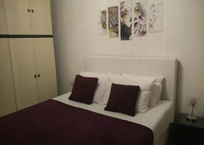 Yelena Rose West Appartement Zadar