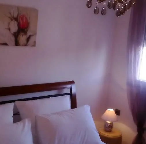 Appartement Yelena Rose West *