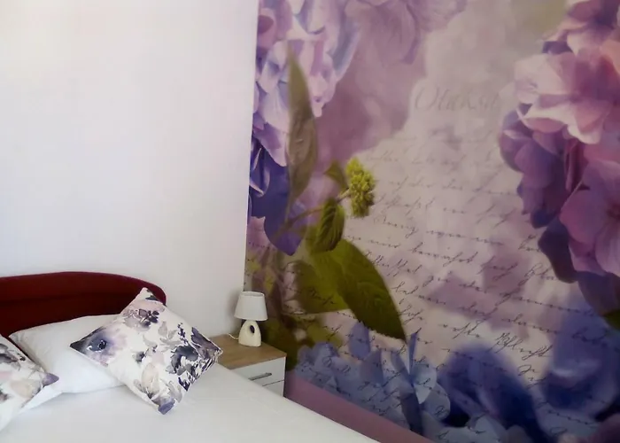 Appartement Yelena Rose West *