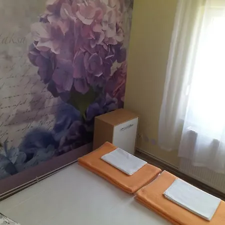 Yelena Rose West Apartment Zadar