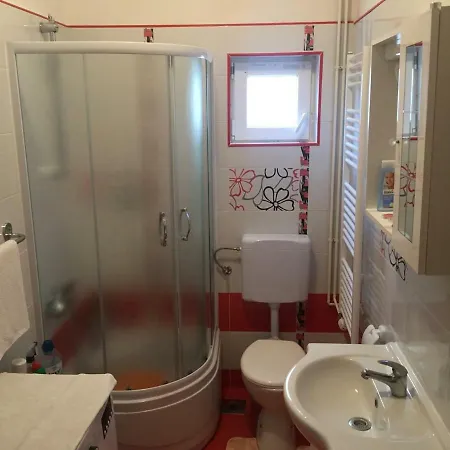 Appartement Yelena Rose West